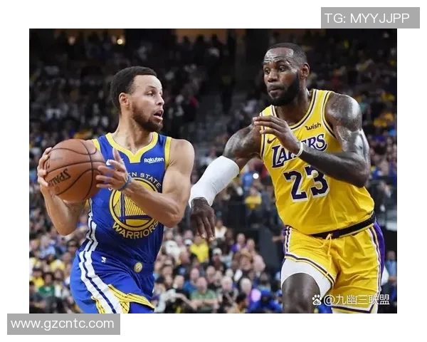 19日勇士与湖人激战正酣谁能在这场对决中笑到最后