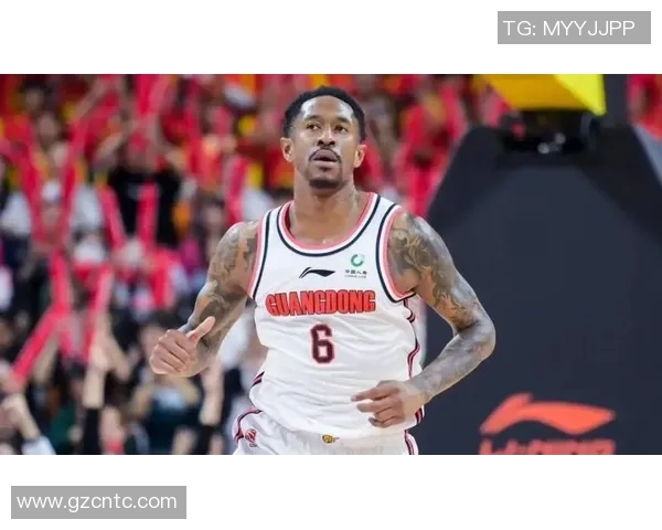 马尚布鲁克斯：从篮球场到生活的多重角色与挑战